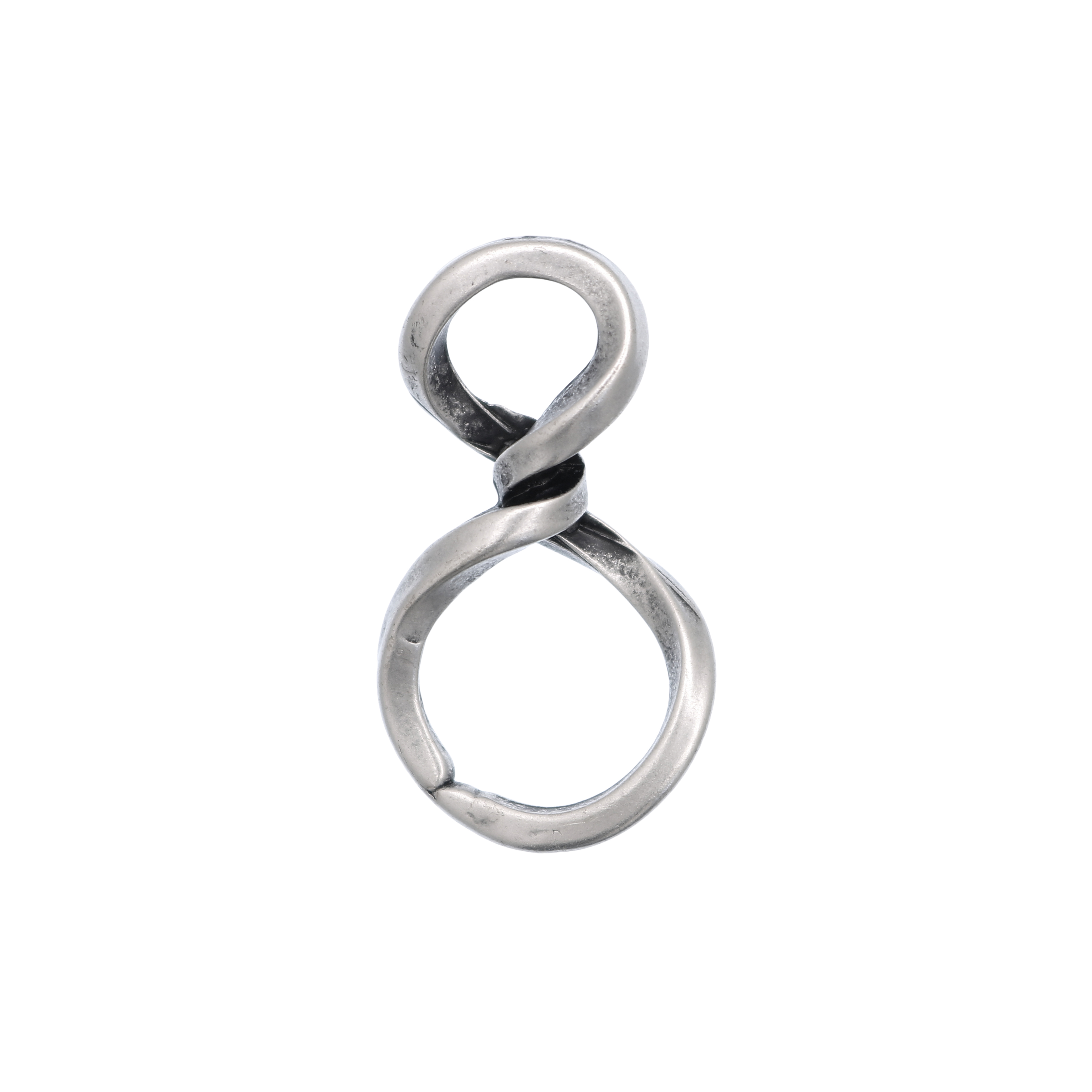 Accessorio a forma di "8", ritorto, 18x32 mm.