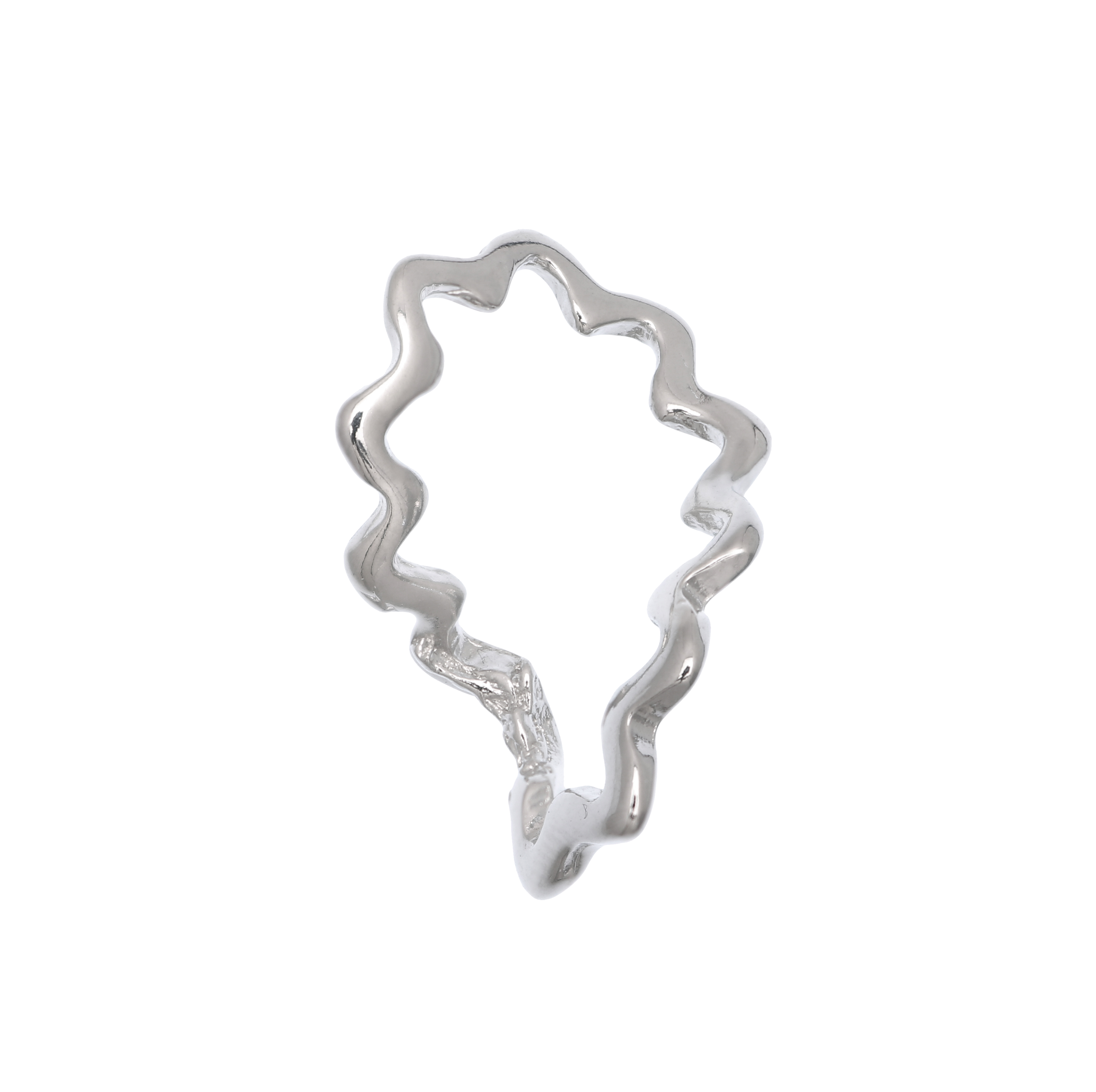 Accessorio a forma di ovale smerlettato, ritorto liscio, 32x20 mm.