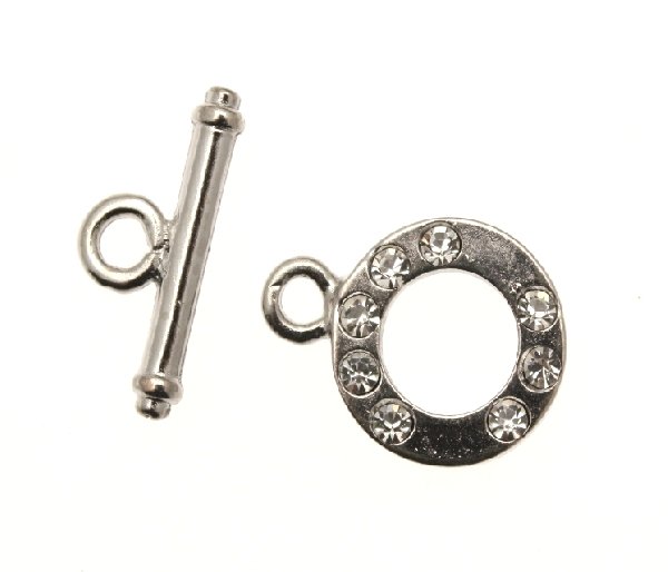 Chiusura a T piatta con 8 strass 15 mm.