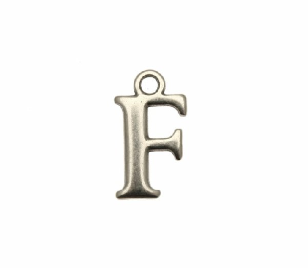 Ciondolo a forma di lettera "F", 9x16 mm.