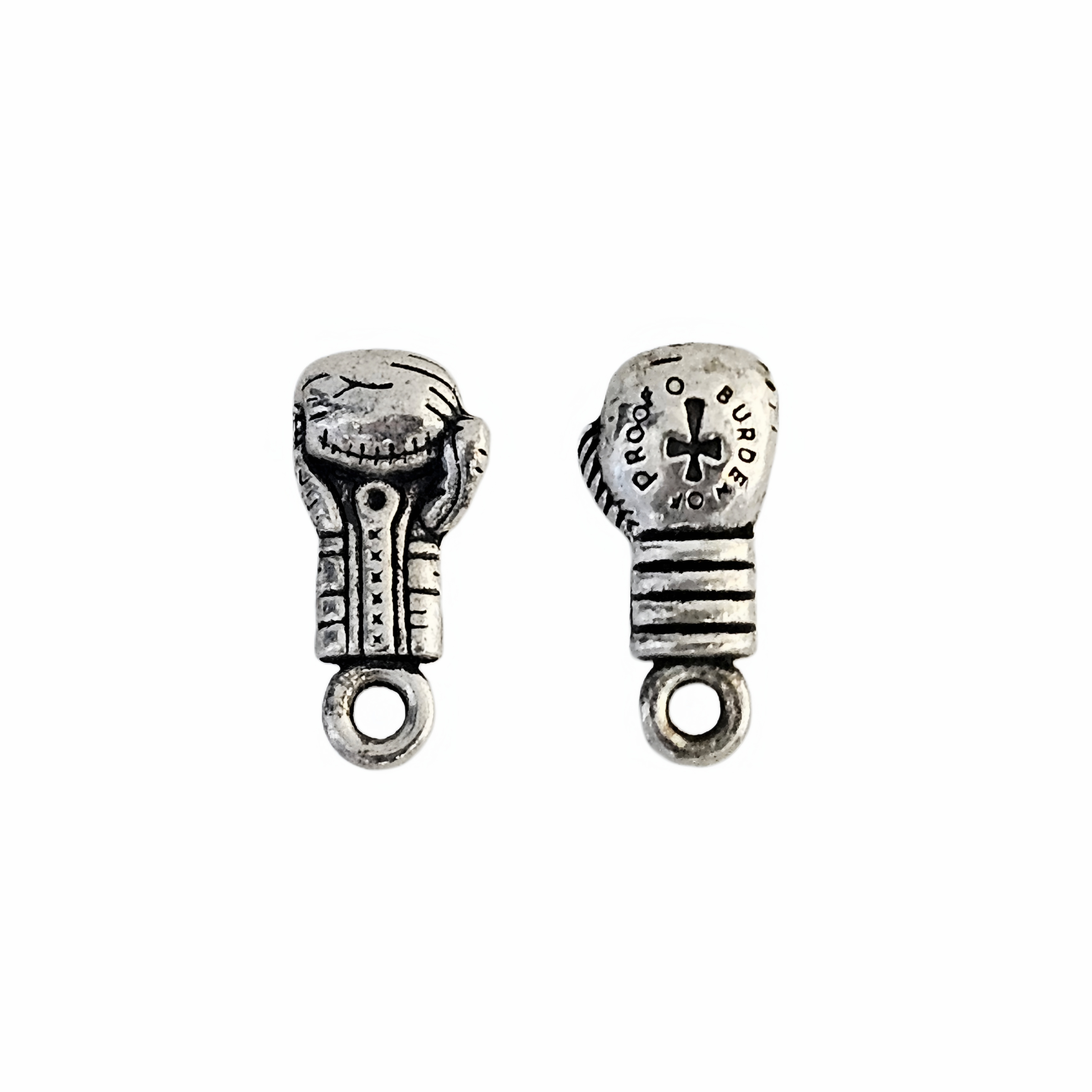 Ciondolo a forma di Guanto da pugile largo 11 mm., alto 22 mm.