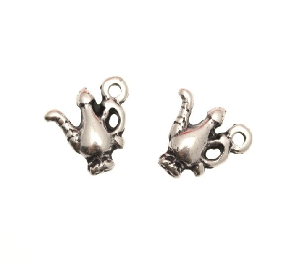 Ciondolo a forma di teiera piccola 18x14 mm.