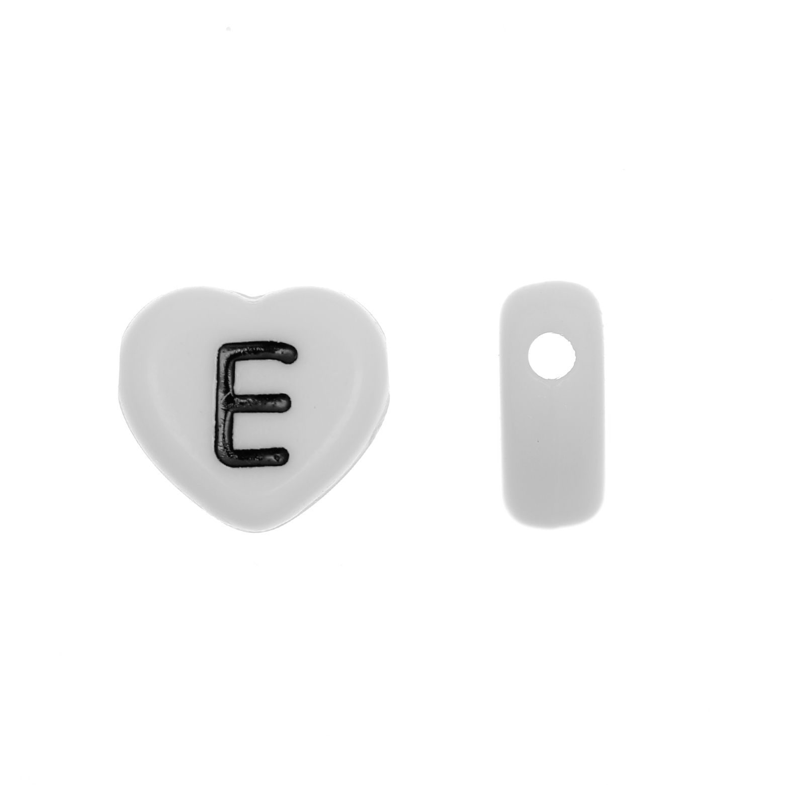 Distanziatore a Cuore in resina con disegno lettera "E", 12x11 mm.