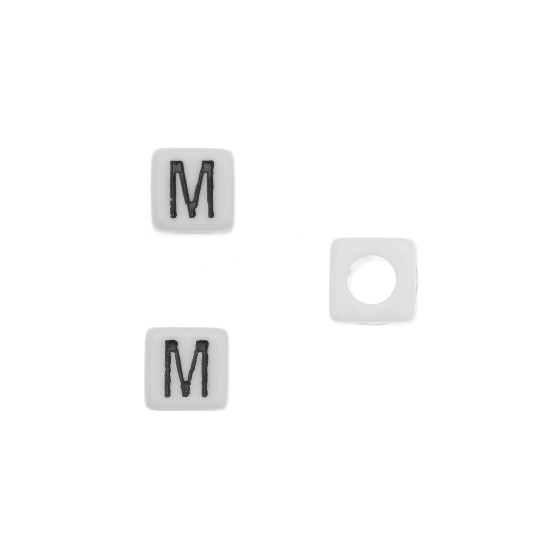 Distanziatore quadrato in resina con disegno lettera "M", 7 mm.