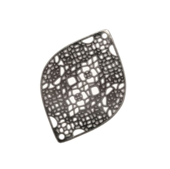 Filigrana ovale allungata a punte, sottile e traforata, 16x23 mm.