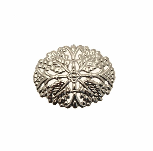 Filigrana ovale, bombata e traforata, 18x23 mm.