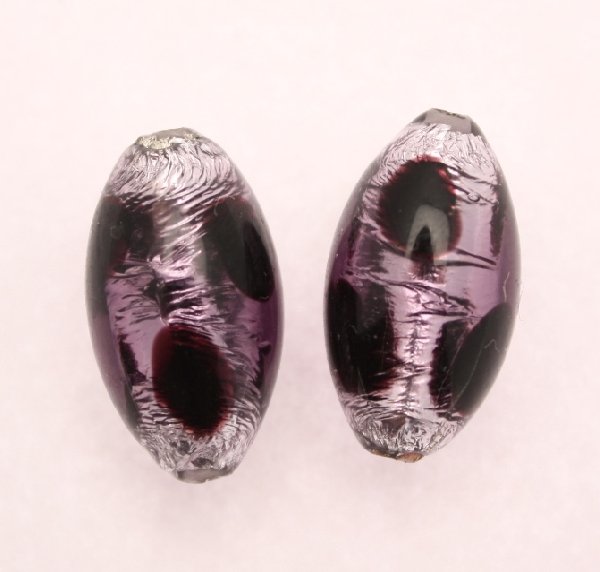 Oliva, 22x12 mm., Viola a pois con Argento 925