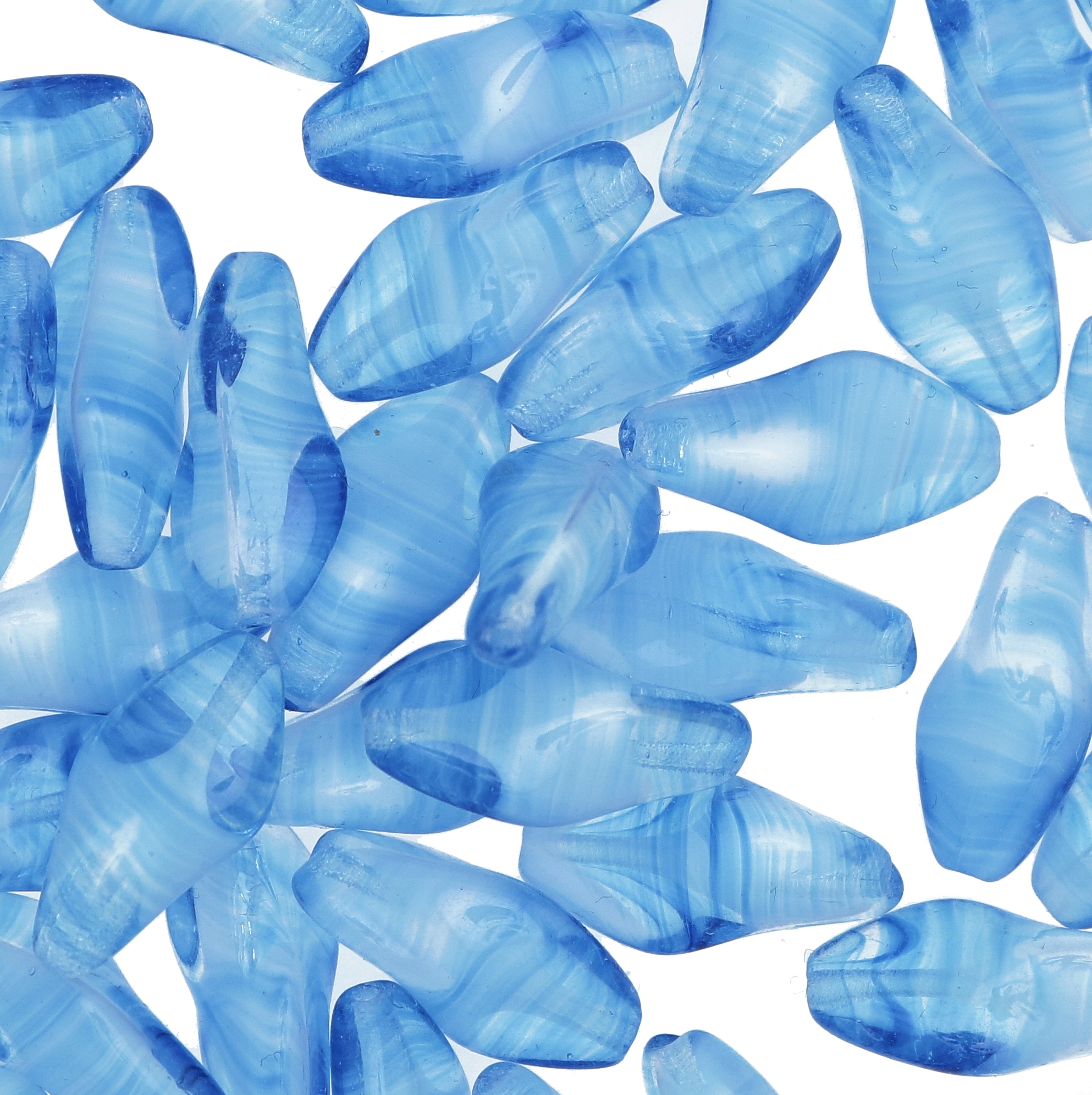 Torciglione, 19x10 mm., Acqua striata in bianco