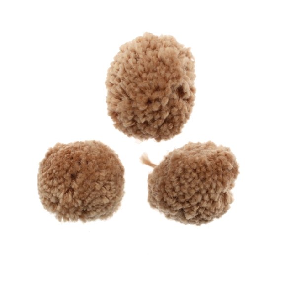 Pon pon in cotone, la misura dei pon pon può variare dai 25 ai 30 mm., Beige