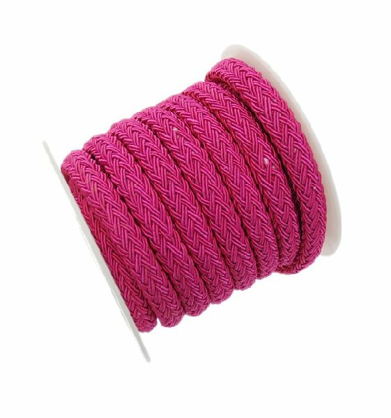 Cordoncino tubolare intrecciato, sintetico, diametro 8x10 mm., colore FUCSIA