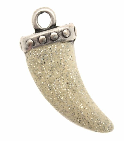 Ciondolo smaltato a forma di corno grande 40x18 mm. Base argento antico