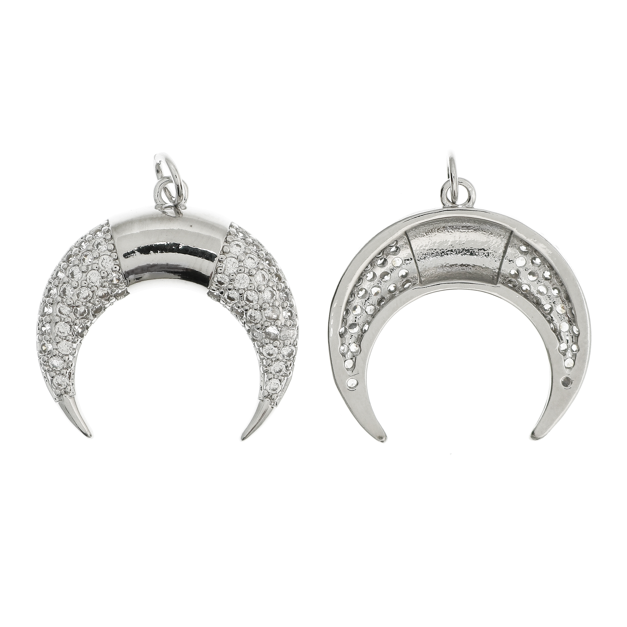 Ciondolo, a forma di mezzaluna, con strass color Crystal, 24x24mm., base in metallo color Argento Rodio