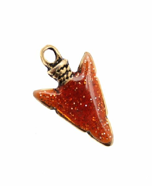 Ciondolo smaltato a forma di punte di frecccia 17x23 mm. Base Oro antico