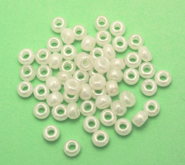 Conteria gigante in vetro, 8x5 mm., colore Bianco Latte Perlato