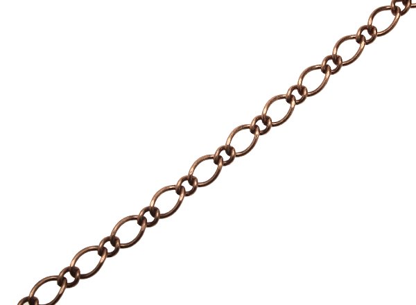 Catena in ottone alternata da un anello grande 12x9 mm. a un anello piccolo 5x6 mm.