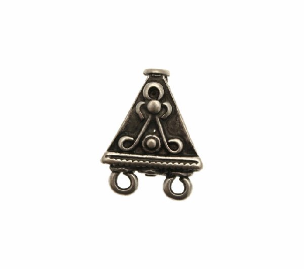 Base per orecchino a forma di triangolo, con foro passante (dall'alto al basso), largo 16 mm.