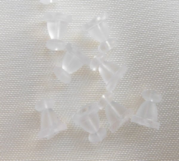 Fermino per orecchino in gomma, 6x5 mm. (Confezione da 10 pz)
