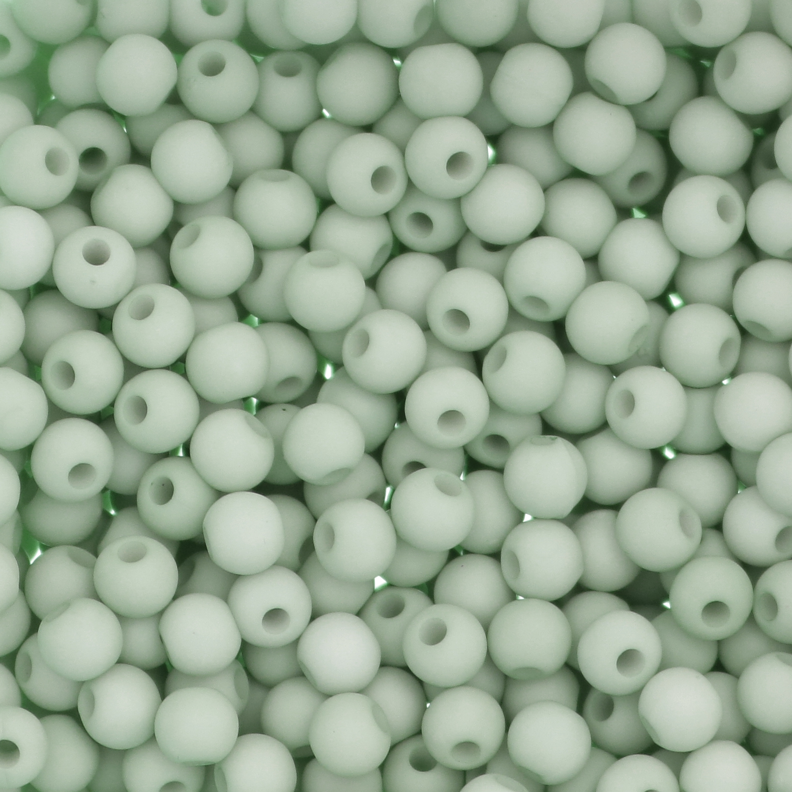Confezione da 150 pezzi di Palline lisce opache in resina, da 4 mm., colore Verde Acqua