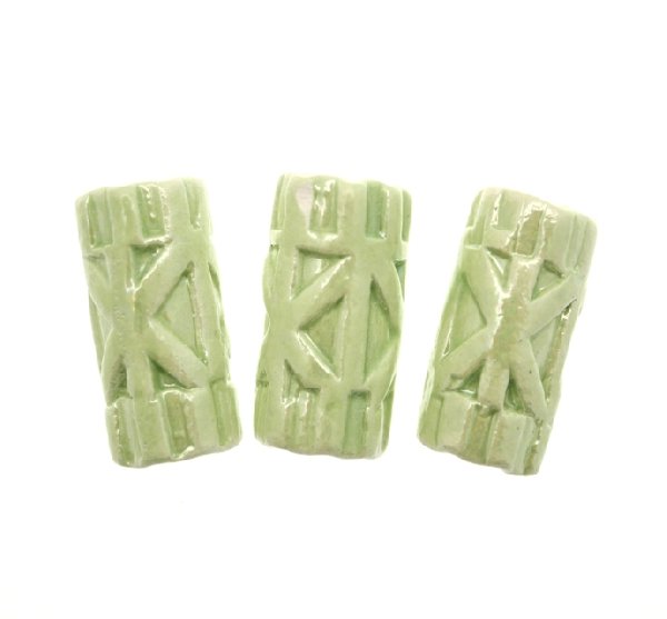 Tubo grosso e disegnato in ceramica, 25x15 mm., Colore Verde