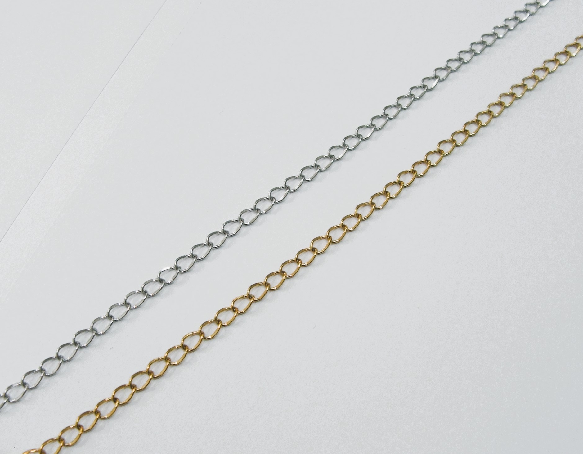 Catena grumetta piatta, in acciaio, dimensione anello 2,5x4,5 mm