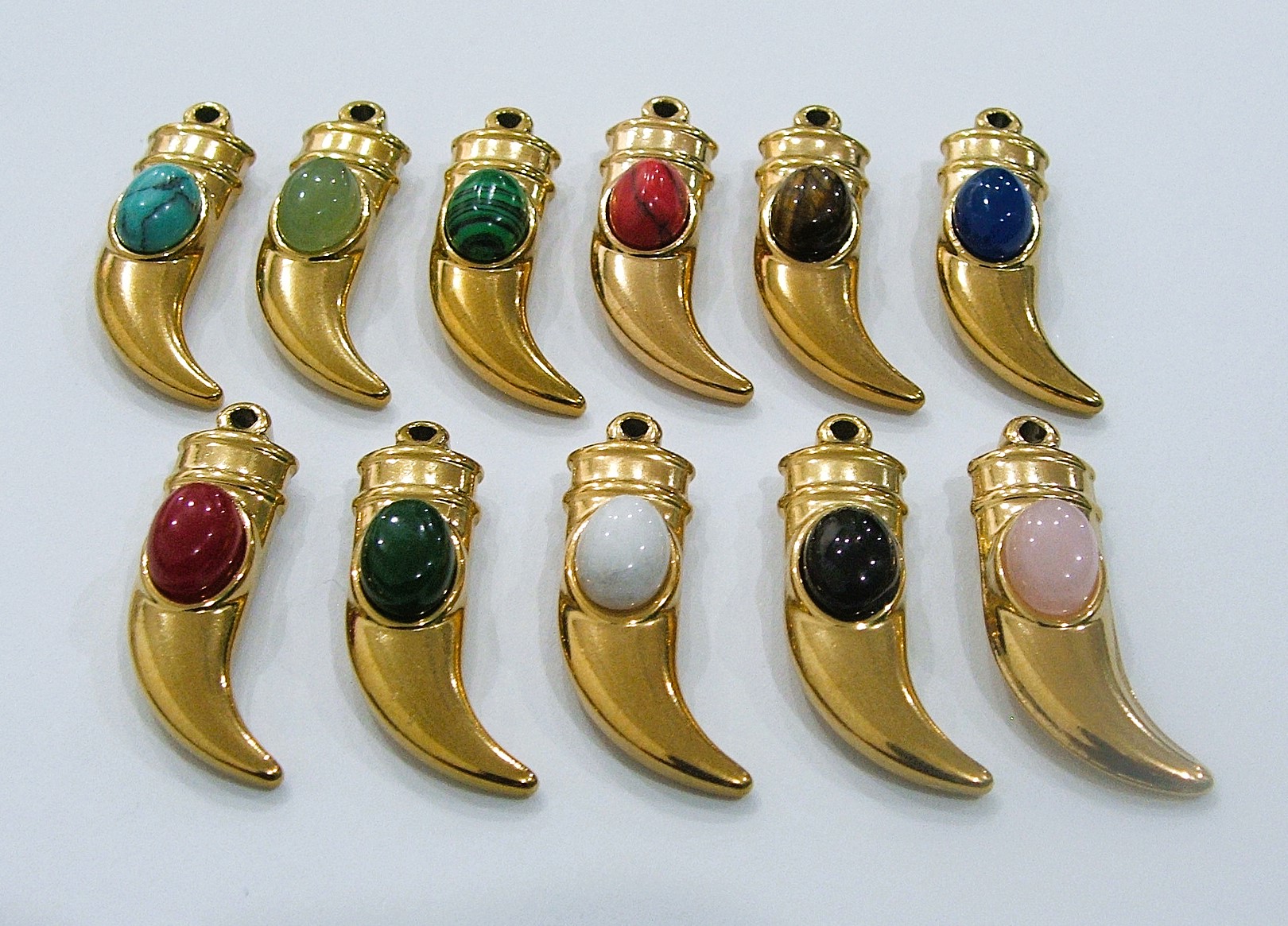 Ciondolo in acciaio oro vintage, forma a Corno con pietra dura, 8x29 mm