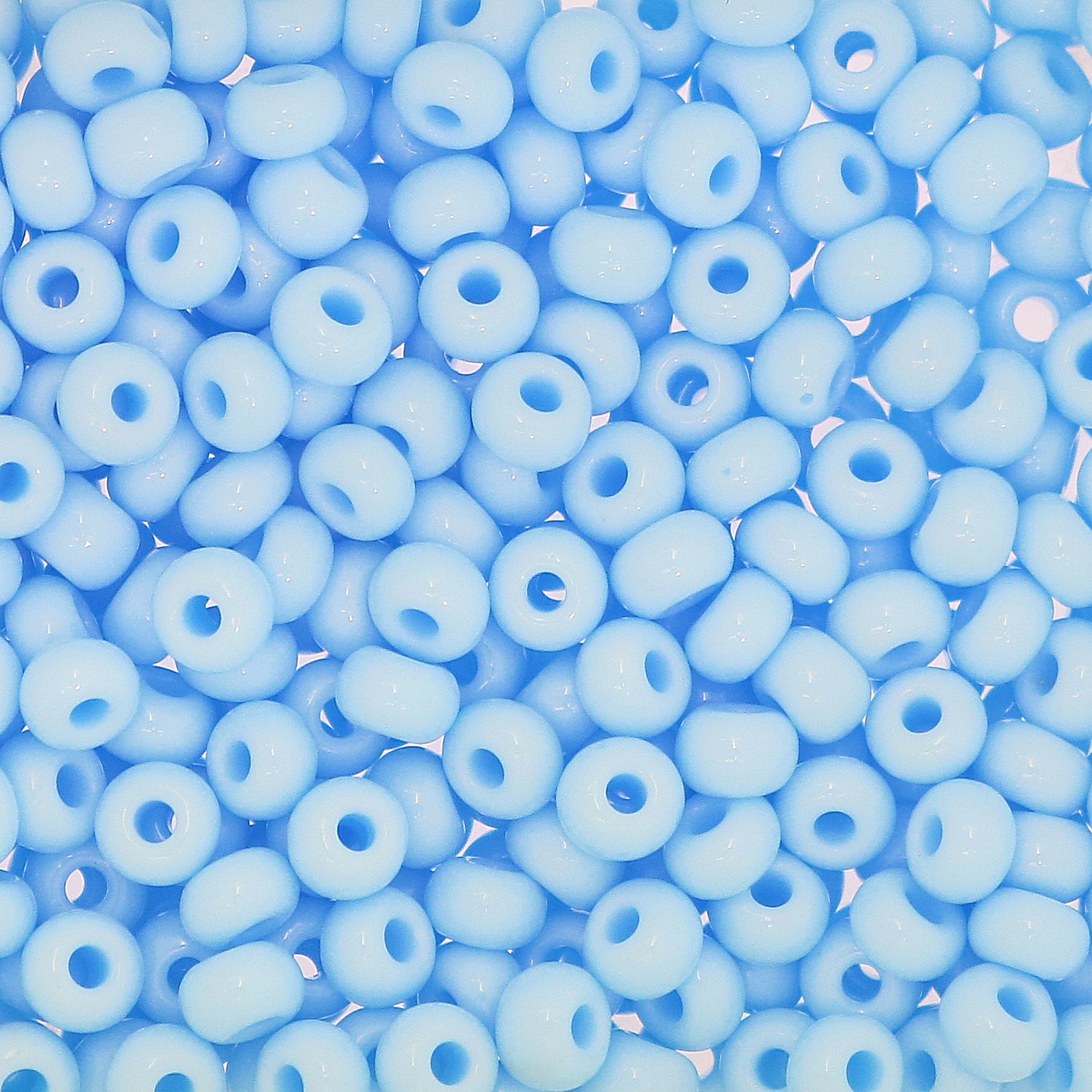 Conteria in vetro, dimensione 4,5x3mm., colore Azzurro Chiaro opaco
