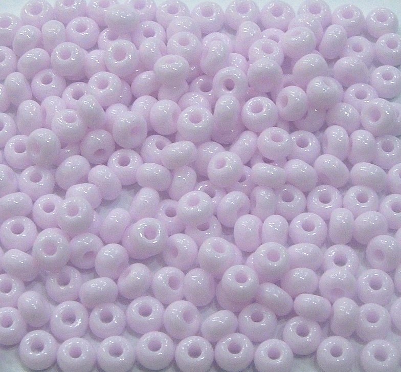 Conteria in vetro, dimensione 4,5x3mm., colore Rosa chiaro opaco